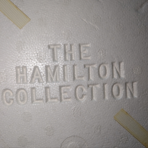 Hamilton Collection Unbridled Spirit plate set of 4 - Picture 9 of 9